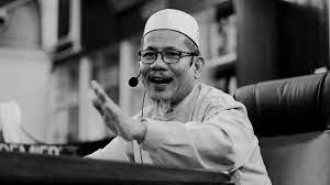 Kuliah ma'rifat zat allah, nur muhammad, adam _ ustadz wan hizam. Ø§Ø¨Ùˆ Ø§Ù„ÙØ§ØªØ­ On Twitter Aku Bagi Hang Siang Aku Bagi Hang Malam Untuk Hang Ingat Aku Bila Hang Panas Aku Turunkan Hujan Bila Hang Sunyi Aku Bagi Hang Pasangan Tapi Hang Lupa