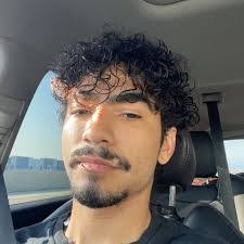 Royal Jackson's Instagram, Twitter & Facebook