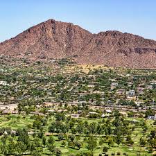 Discover camelback mountain in phoenix, arizona: 8 Phoenix Restaurants With Stunning Views Of Camelback Mountain Travelawaits