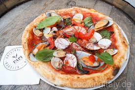 Pizza Napoletana Alla Pescatore Cooking Italy Rezept Meeresfruchte Pizza Lebensmittel Essen Rezeptideen