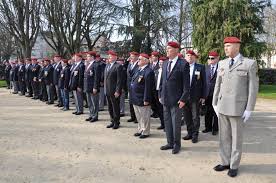 These are the maximum years you can serve at current rank. File Ceremonie Des Anciens Du 9e R C P A Laval Jpg Wikipedia