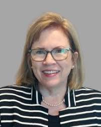 Suzanne Comer's Instagram, Twitter & Facebook