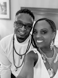 Lisa Clarke and Marc Roach's Wedding Website