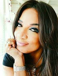 Antoinette James's Instagram, Twitter & Facebook