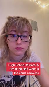 Erin McLaughlin (@erinmclaughs)