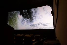 Image result for tbn:ksc_2VwDqVhZRM::www.decine21.com/EstructurasBd/Peliculas/N2393/Imagenes/escalofrio11.jpg