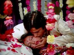 Kabhie Kabhie 1976 Full Movie Free Download Hd 720p Latest Hd Movies Hindi Free Download Spread the love by share this movie. kabhie kabhie 1976 full movie free