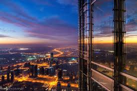 The burj khalifa, known as the burj dubai prior to its inauguration in 2010, is a skyscraper in dubai, united arab emirates. Burj Khalifa Sonnenaufgang Ganz Oben Sa Ga Photography Moments In Light