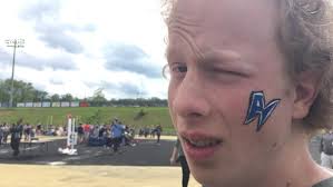 UNC athletes root for Special Olympian down all the way to the finish line