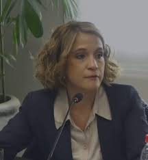 🇵🇾| Lea Giménez renuncia como jefa de Gabinete y consejera de Itaipú..  ¿Se retira de la política? La ministra Lea Giménez se despidió esta mañana  durante la Reunión del Consejo de Ministros,