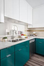 Check out these 20 gorgeous lacquered kitchen cabinets and decide whether you're going to go glossy or go home. White And Peacock Blue Lacquer Cabinets Contemporary Kitchen