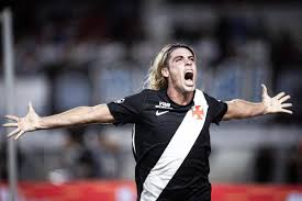 Spinelli disputa vaga contra o Corinthians; a provável escalação do Vasco