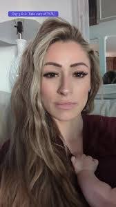 Alyssa Doyle's Instagram, Twitter & Facebook