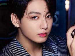 Bts' golden maknae jungkook was recently accused of false advertising for clothes from his brother's company. 8 Of The Most Expensice Accessories Sported By Bts Member Jungkook