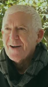 Experience The WORLD'S LARGEST SUNFLOWER: 3,000 sunflowers bloom as one  spectacular formation! 🌻 Create timeless family photos, enjoy picnics in  nature, and make unforgettable memories this February. Pro photography  included with every