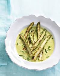 Puree Glacee D Asperges Vertes A L Huile D Olive Et Pointes Sautees Recette Recettes De Cuisine Recette Avec Des Asperges Recette