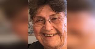 Carol Hamill's Instagram, Twitter & Facebook