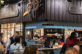 A la cabaneo vous pouvez y. Chez Antonin Restaurant De Fruits De Mer Et Ecailler A Lyon