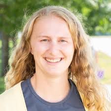 Sarah Metcalf's Instagram, Twitter & Facebook