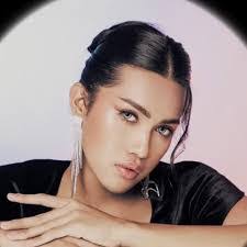 Axel Chan's Instagram, Twitter & Facebook