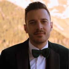 WSJ columnist reviews American Airline's business-class suite