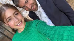 So happy to bump into our daughter, Zahava, in the Old City of Jerusalem.  Her year of seminary is almost up. Looking forward to having her back in  Monsey ❤️