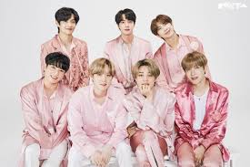 The annual celebration includes many gifts, like new pictures, funny profiles, video content, special songs, radio programs, and more. íœ˜ëšœë£¨ë§ˆëšœë£¨ On Twitter 2020 Bts Festa Bts 7th Anniversary Family Portrait 1 Bts Twt