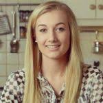 Lindsay Redding's Instagram, Twitter & Facebook