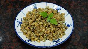 鹹蛋黃焗薄殼米 潮汕時令下酒菜 又香又脆又鮮 太美味了 潮州山哥 youtube in 2020 salted egg appetizers food