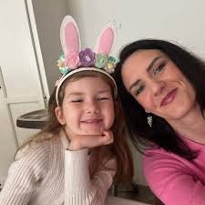 How to find a lost parrot in Santee?