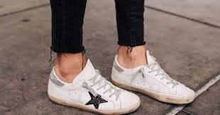 A Casual Way To Wear Golden Goose Sneakers Fashion Jackson Golden Goose Sneakers Outfit Golden Goose Sneakers Sneakers Fashion