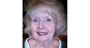 Lisa Chiodini's Instagram, Twitter & Facebook