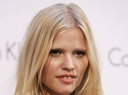 Some models are having brackets inserted between their front teeth. Vogue Cover Girl Lara Stone Gap Tooth Beauty Icon British Vogue British Vogue