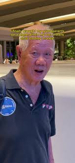 Traveling to Vietnam with Elderly Grandparents: Tips and Arrangements