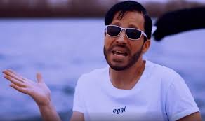 Sie werden so über aktuelle entwicklungen oder breaking news informiert und bekommen automatisch immer zeitnah einen link zu den aktuellsten nachrichten. Pocher Veroffentlicht Anti Wendler Song Mannersache