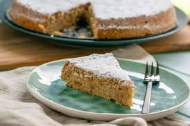 Mallorquinischer Mandelkuchen Saftig Leicht Ganz Ohne Mehl Rezept In 2020 Mandelkuchen Kuchen Und Torten Rezepte Mallorquinischer Mandelkuchen