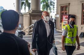 Datin paduka seri hajjah rosmah mansor (born 10 december 1951) is the wife of the 6th prime minister of malaysia. Rosmah Wants To Be Acquitted In Bribery Trial Asks Courts Again To Remove Sri Ram As Prosecutor Malaysia Malay Mail