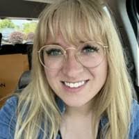 Vanessa Horton's Instagram, Twitter & Facebook