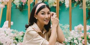 7 Gaya Sarwendah yang Sederhana Saat Jadi Ibu Rumah Tangga