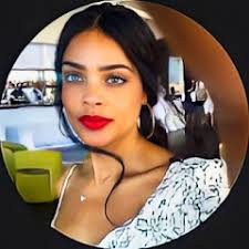 Becky Moss Net Worth, Income & Earnings (2025)