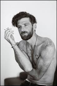 His first leading role in a film was in the firm (2009). Paul Anderson Google Suche Schonsten Manner Schauspieler Herrenfrisuren