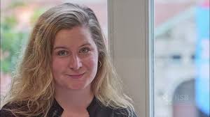 Absolvent:innen berichten: Alice Kroll-Fiedler, Kulturmanagement M.A.  (berufsbegleitend)