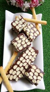 Itulah cara membuat kek coklat lapis cheese kukus yang boleh bonda. Resepi Kek Batik Guna Biskut Jejari Cantik Kejadiannya