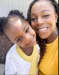Veteran Edward Pace (Shake-A-Head-Ed) with Veronica Campbell and Sarah  Williams