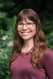 Wendy Knudson's Instagram, Twitter & Facebook