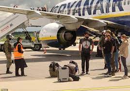 Ryanair don't fly to minsk or anywhere else in belarus, so they probably don't have contracts with the operators there. Nael0tqurncjem