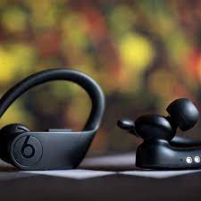 Other than this quirk i really. Powerbeats Pro Review The Best Beats The Verge