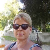 Kerry Purnell's Instagram, Twitter & Facebook