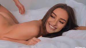 Not Liza S. massage session DeepFake Porn - MrDeepFakes