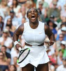 Serena williams has more than a dozen corporate partners, and her $94 million in career prize money is twice as much as any other female athlete. Serena Williams Wimbledon Auftakt Sie Provoziert Auf Dem Tennisplatz Gala De